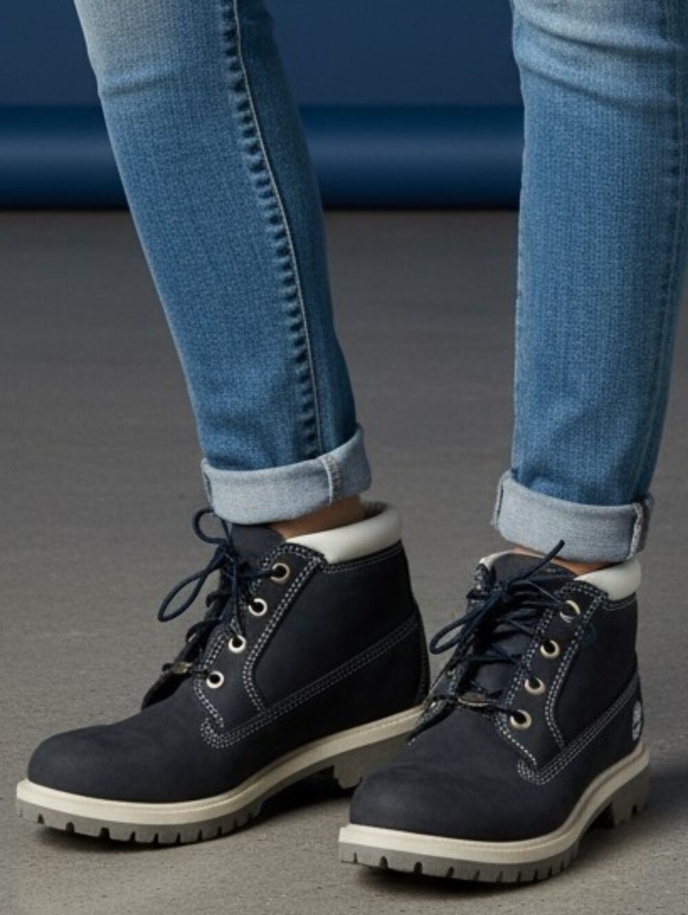 Timberland Women's Blue Nubuck Ankle Boots Size 6